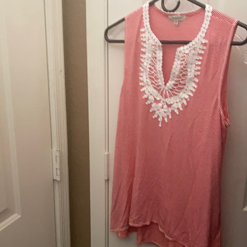 FINAL MARKDOWN Max studio shark bite tunic small